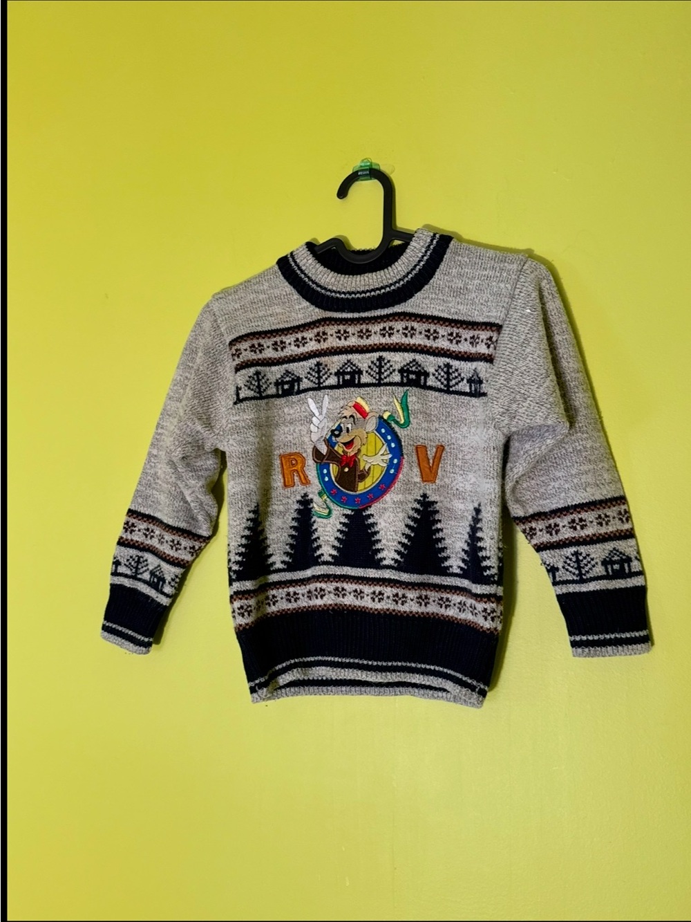 Retro 90s style kids embroidered sweater